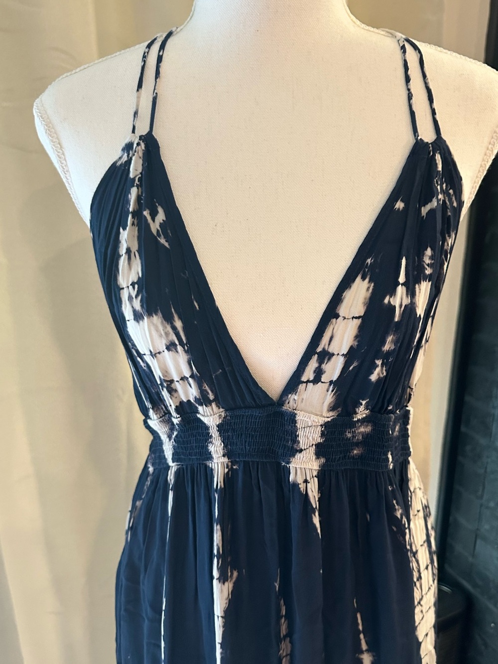 Promesa Navy Blue & White Tie-Dye Smocked Maxi Dress Size L - Picture 7 of 7